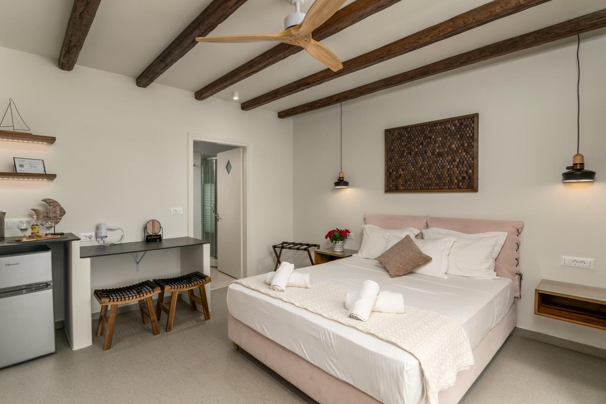 Aparthotel Rigas Adamantas (Milos)
